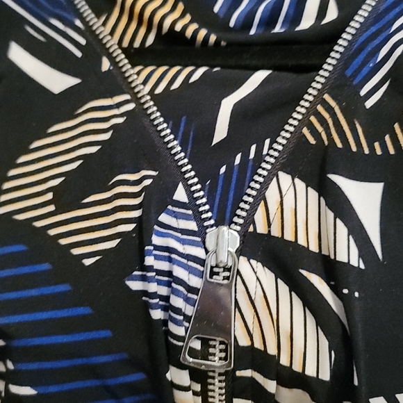 Geometric-patterned Blouse. Multicolored - Picture 5 of 5